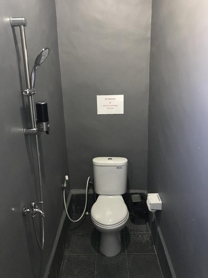 Nine Dollar Hostelレギャン エクステリア 写真